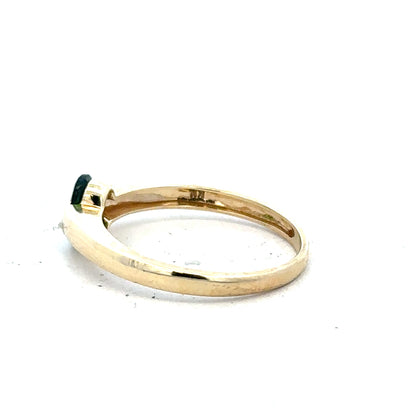 9ct yellow gold ring size R with a smooth band, unbranded jewelry piece displayed on a neutral background.