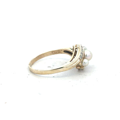 9ct yellow gold ring in size R, featuring a smooth polished finish and classic design.