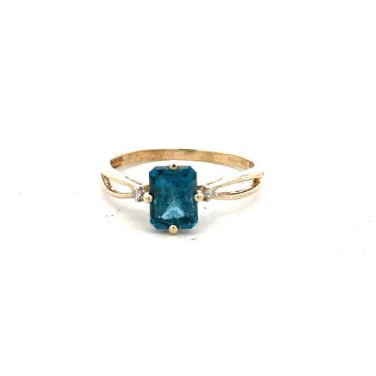 9ct yellow gold ring in size S with a smooth polished finish, unbranded, displayed on a neutral background.