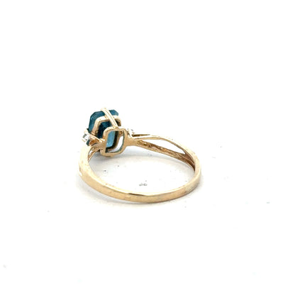 Yellow gold ring in size S with a smooth, polished finish, unbranded jewelry, detailed close-up image.