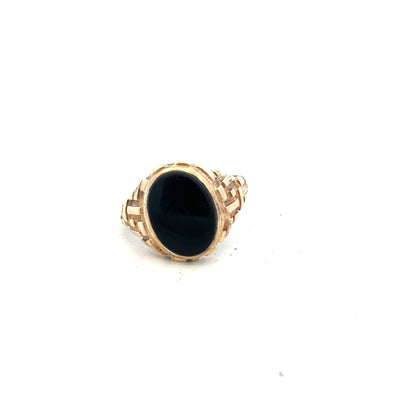 9ct yellow gold ring in size W, featuring a smooth polished band, unbranded jewelry.
