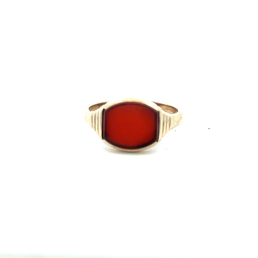 9ct yellow gold ring size Y1/2, unbranded, showcasing a smooth, polished band with a classic design.