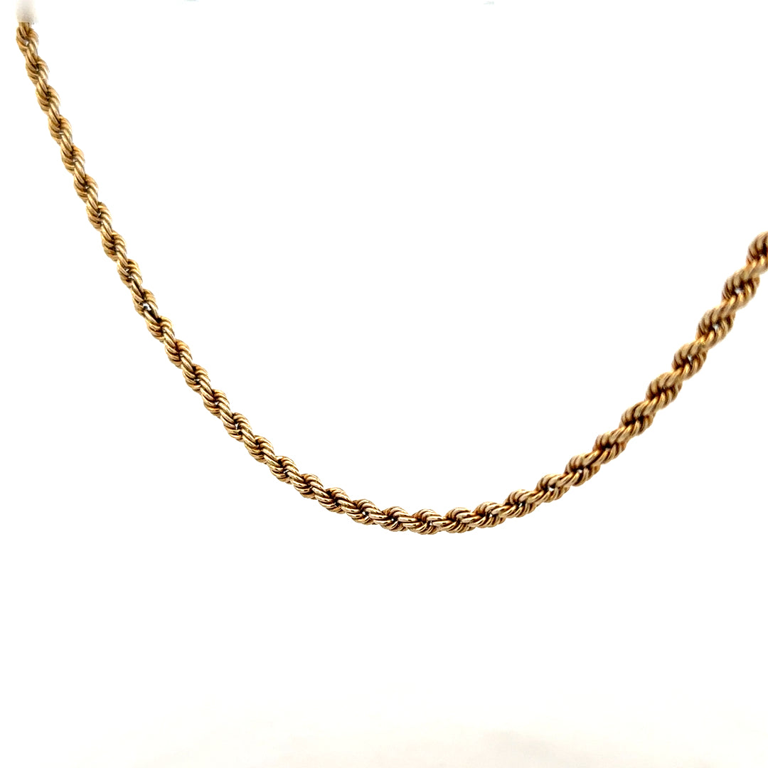 9ct yellow gold rope chain weighing 7.2g, featuring a detailed twisted design and secure clasp.