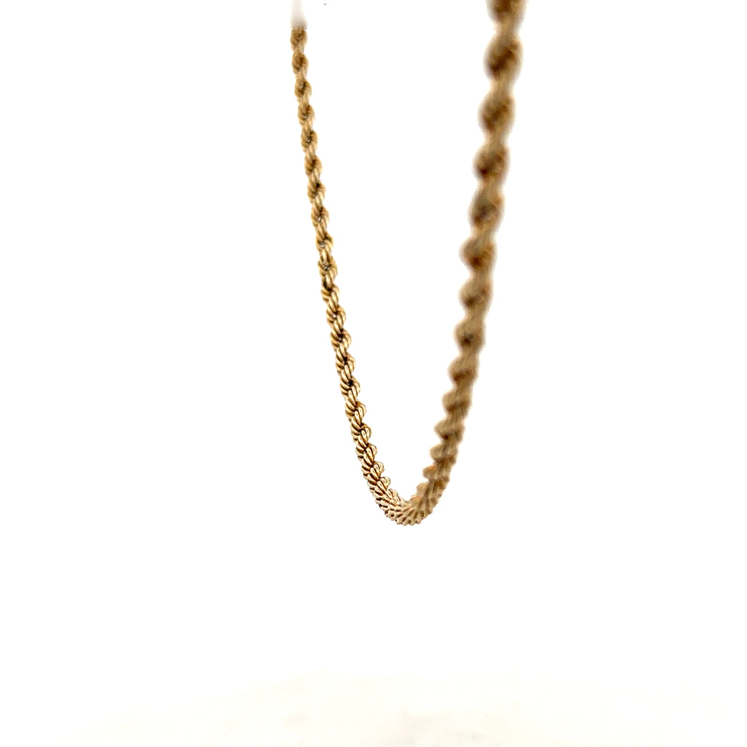 9ct yellow gold rope chain weighing 7.2g, featuring a detailed twisted design, perfect for elegant jewelry styling.