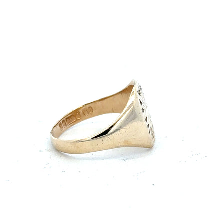 9ct yellow gold signet ring in size S with a smooth polished finish, unbranded jewelry for men or women.