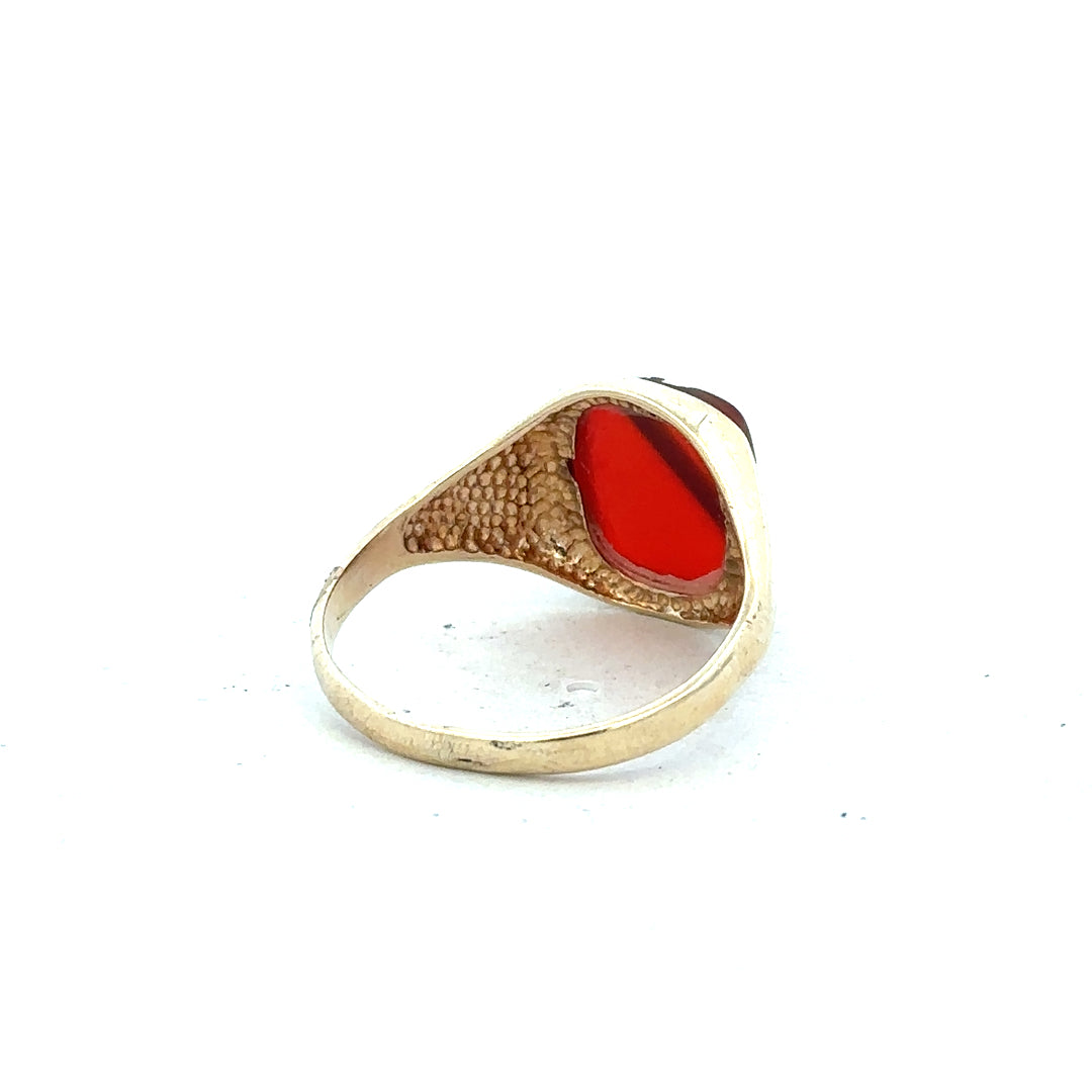 9ct yellow gold signet ring in size S1/2, unbranded, featuring a smooth polished surface and classic design.