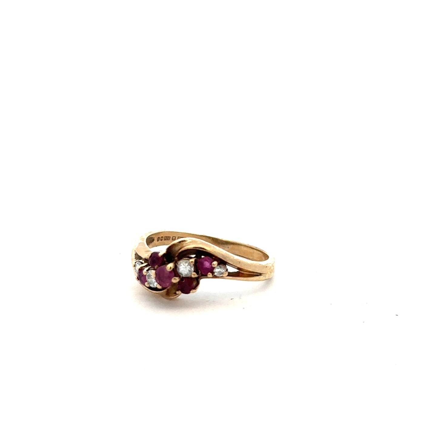 9ct yellow gold diamond ring in size M1/2, featuring a sparkling diamond on an unbranded jewelry design.