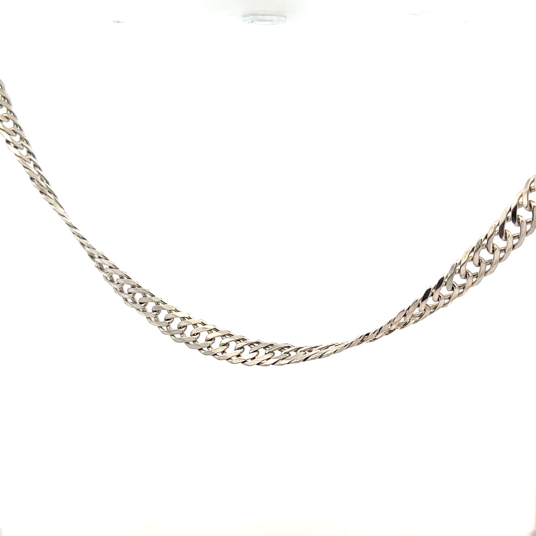 Silver chain weighing 17.2g, unbranded, with a detailed chain link design displayed on a neutral background.