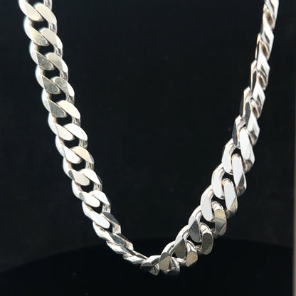 Silver curb chain weighing 109.9g, featuring thick, interlinked oval links, displayed on a neutral background.