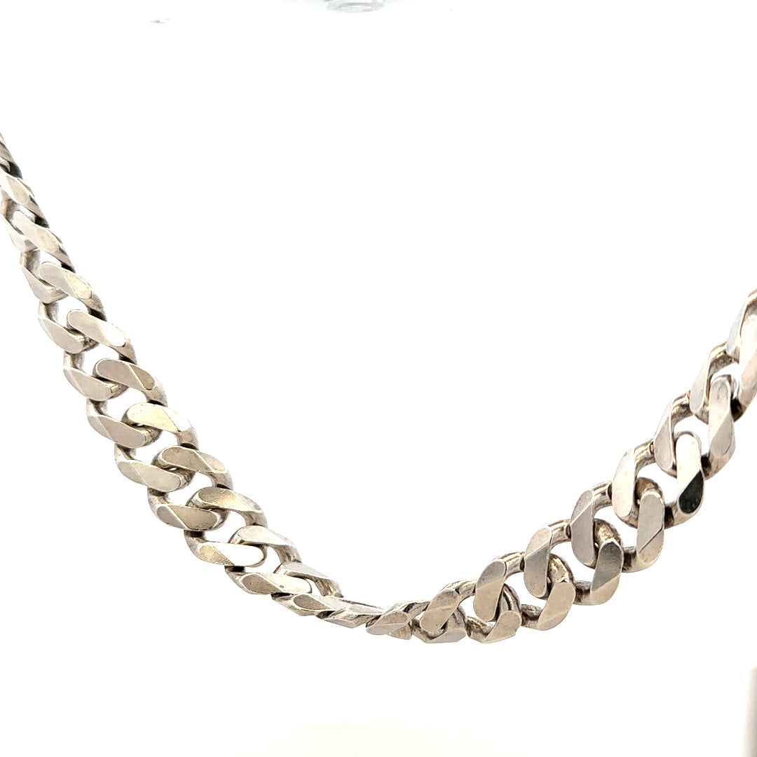 Silver curb chain weighing 148.4g with a classic design, displayed on a plain background.