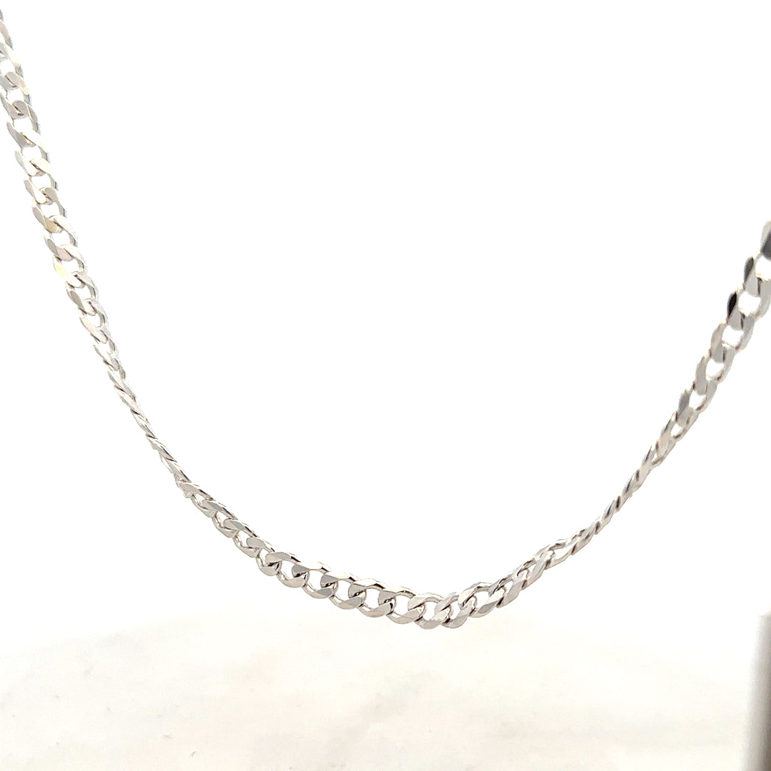 Silver curb chain weighing 16.4g, unbranded, with a classic link design, displayed on a plain background.