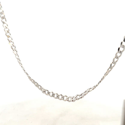 Silver curb chain weighing 16.4g, unbranded, with a classic link design, displayed on a plain background.