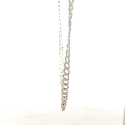 Silver curb chain weighing 16.4g, featuring classic linked design, crafted for stylish jewelry wear.