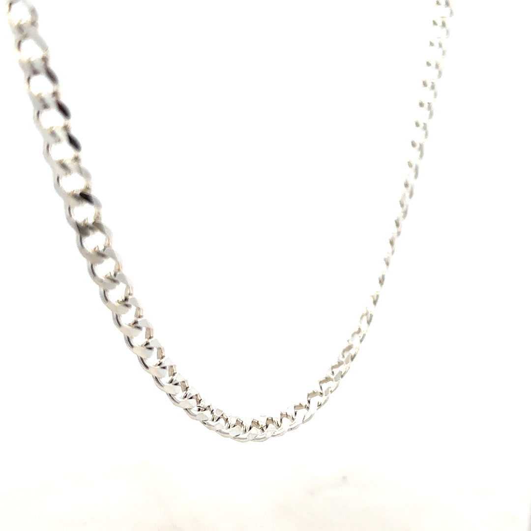 Silver curb chain weighing 27.8g with a sleek design, perfect for jewelry and accessories.