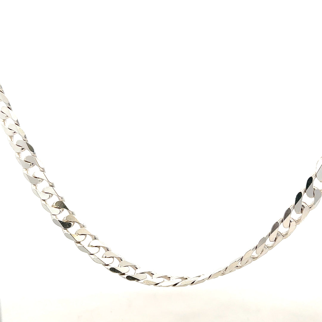 Silver curb chain weighing 44.6g, unbranded jewelry chain with a sleek, interconnected design for stylish wear.