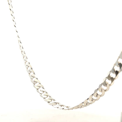 Silver curb chain weighing 44.6g with a sleek, classic design, ideal for jewelry or accessories.