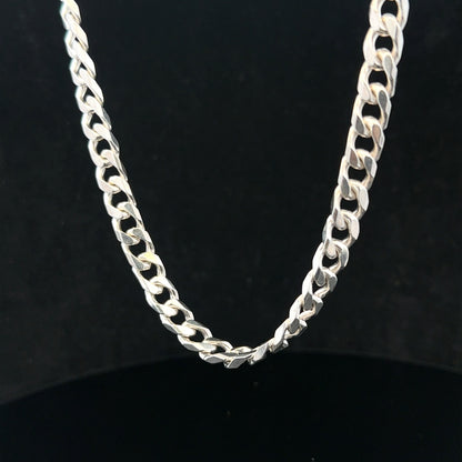 Silver curb chain weighing 48.8g, featuring a classic design, with detailed close-up of the unbranded jewelry chain.