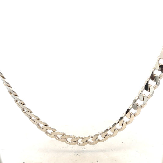 Silver curb chain weighing 66.7g, unbranded jewelry chain with a classic link design, shown in a close-up image.