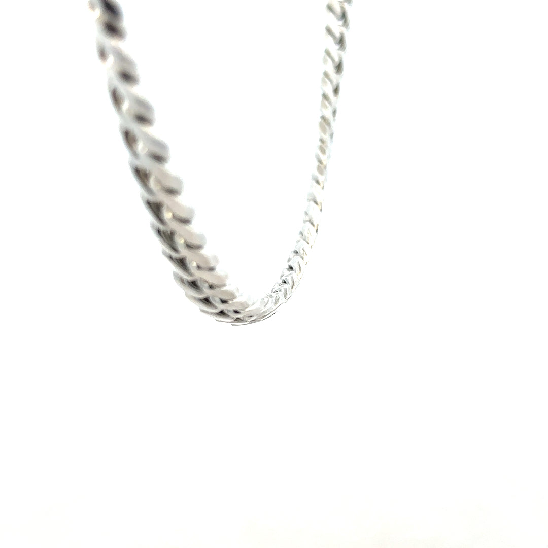 Silver curb chain weighing 81.2g, featuring a classic linked design, displayed against a neutral background.