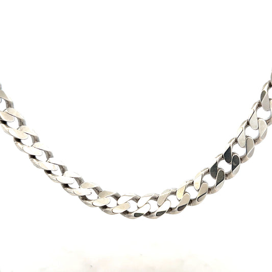 Silver curb chain weighing 94.7g, featuring a classic linked design, perfect for jewelry or accessories.