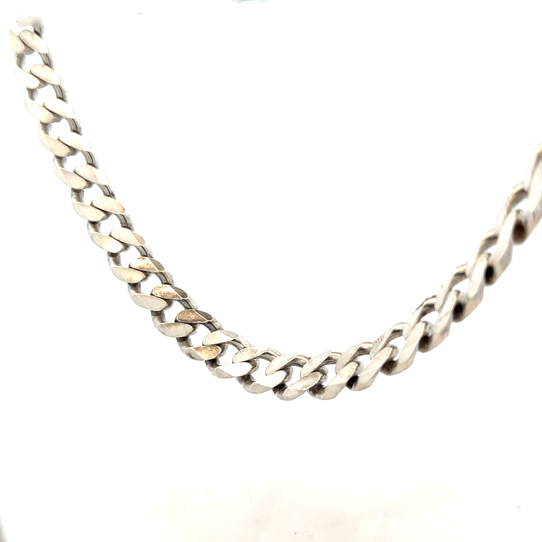Silver curb chain weighing 96.3g, unbranded jewelry chain with a sleek, interconnected link design.
