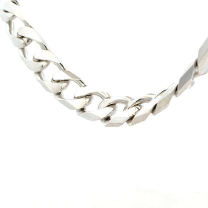 Silver curb chain weighing 159.4g, showcasing its sleek links and polished finish, ideal for jewelry or fashion accessories.