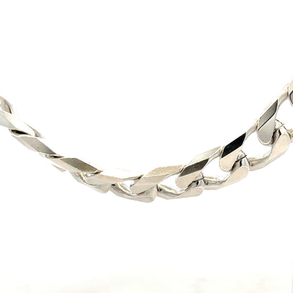 Silver curb chain weighing 159.4g, unbranded jewelry chain with classic curb link design on a plain background.