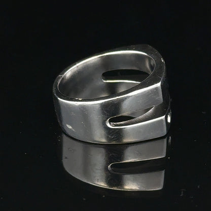 Silver hot diamond ring size R1/2 with sparkling diamonds, shown on a plain background, showcasing the elegant jewelry design.