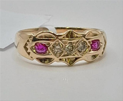 Vintage 15ct gold diamond ring in size M, unbranded, featuring a classic design with sparkling diamonds on a yellow gold band.
