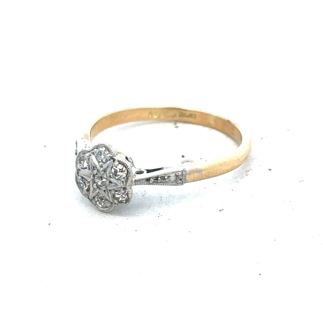 Vintage 18ct yellow gold and platinum diamond ring with intricate detailing and sparkling diamonds, unbranded.
